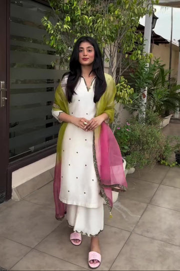 Champa Chanderi Embroidered Kurta Set With Organza Dupatta
