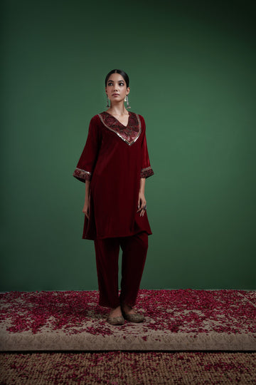 Maroon Velvet Gul Bano Co-ord Set with Mirror Work