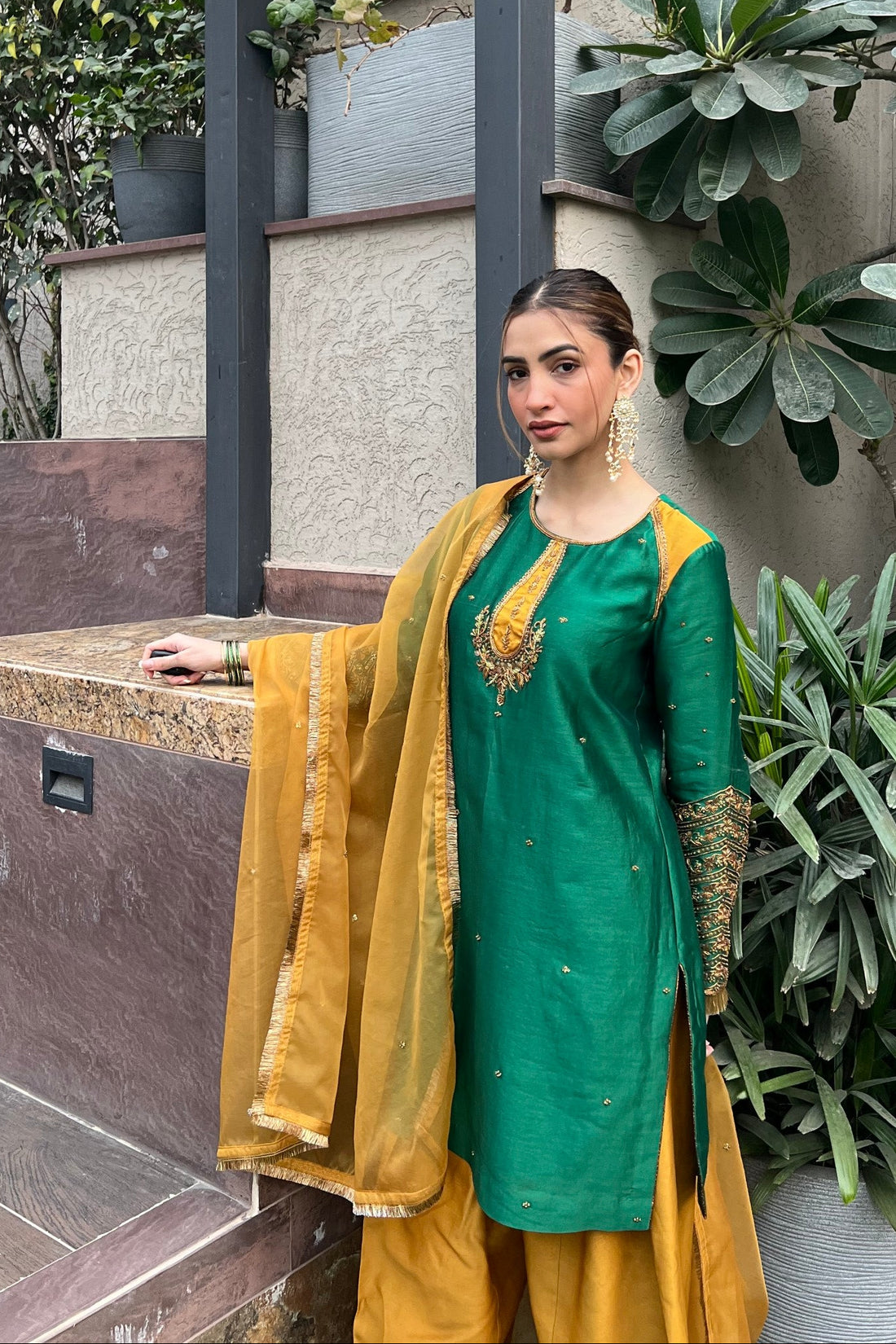 Mehreen Chanderi Silk Straight Kurta with Zardozi embroidery, Farshi Salwar and embroidered organza dupatta