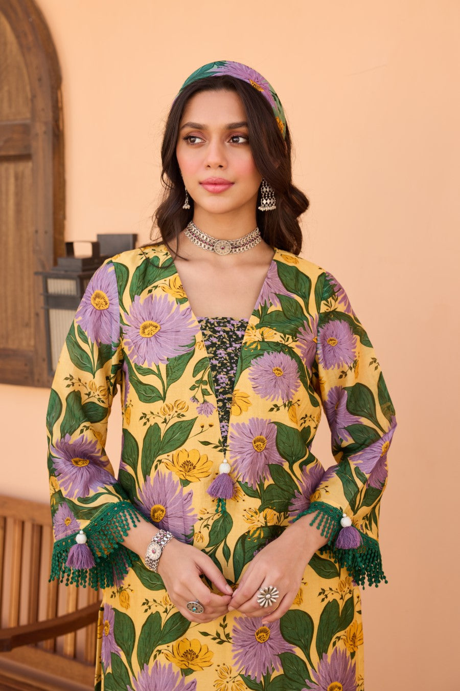 Sundarbari Chanderi A-Line Kurta Set With Scallop Organza Dupatta