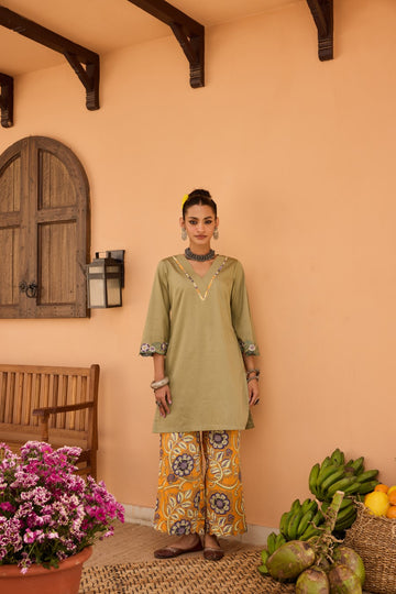 Arpita Printed Co-ord Set With Embroidery Detailing