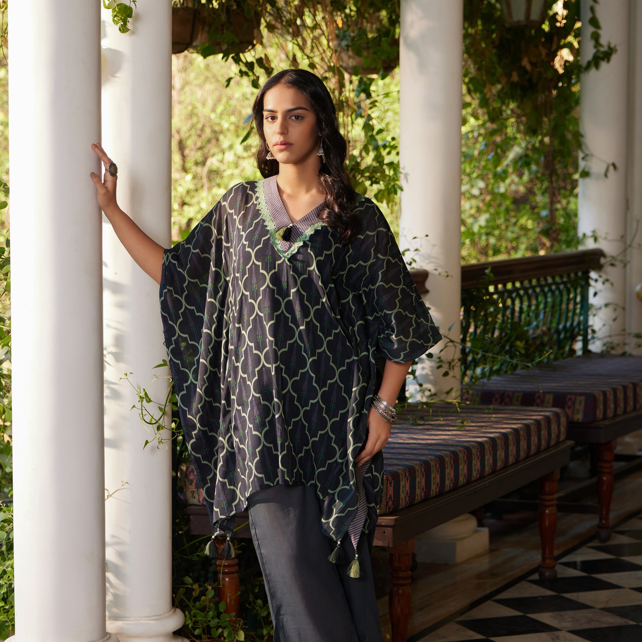 Black Taruh V neck Kaftaan with Palazzo & Slip - Set of 3