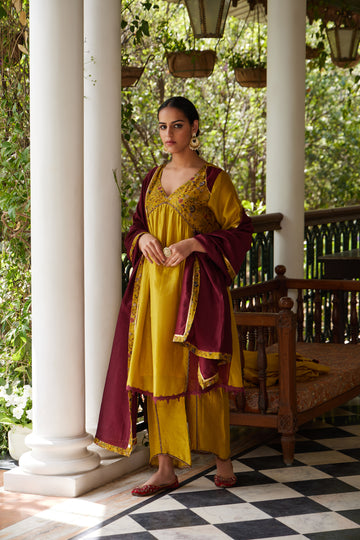 Anar Jaal Color-Blocked Kalidaar Kurta with Palazzo , Dupatta & Slip - Set of 4