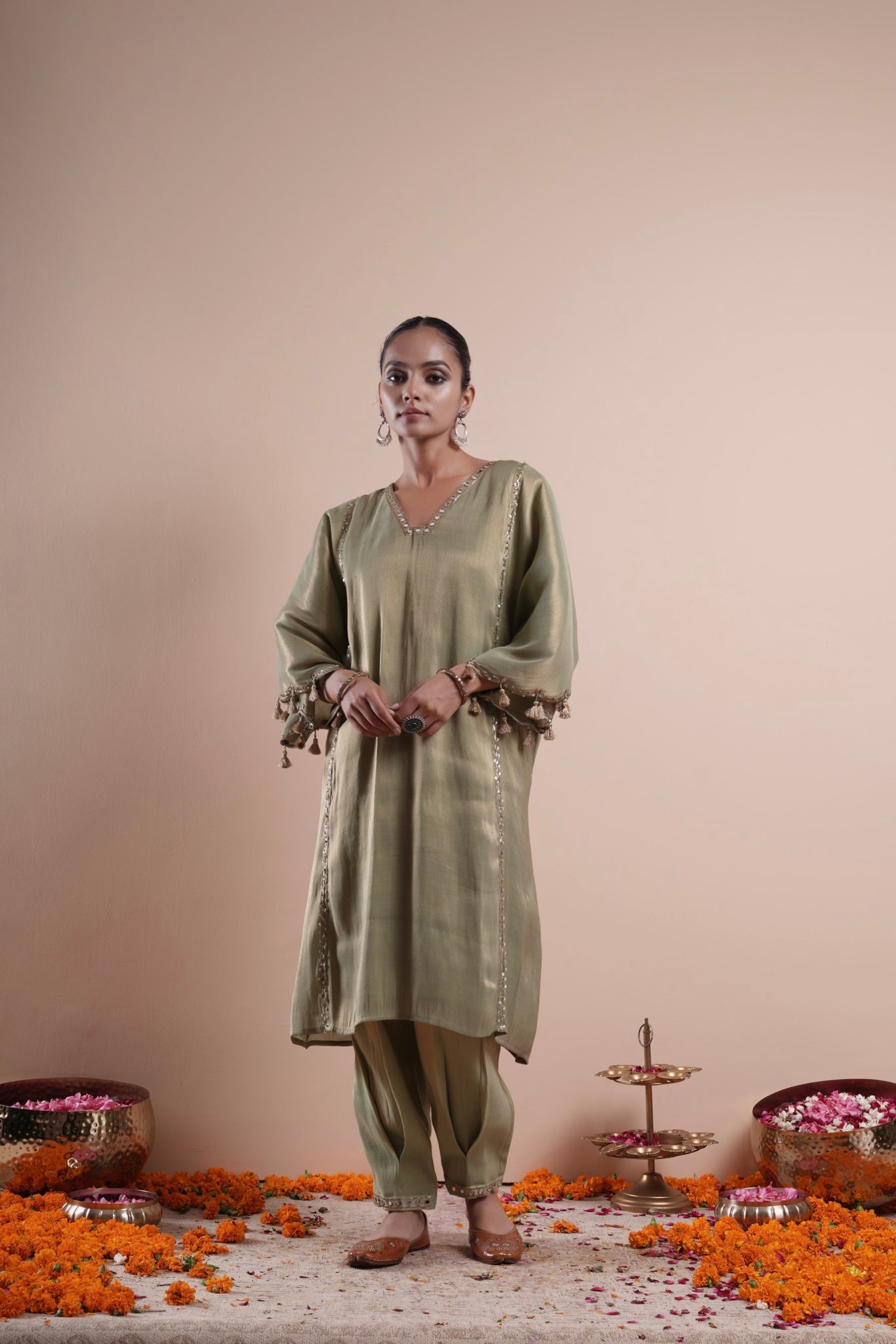 Zaira Zardozi Kaftan Set